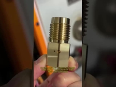 Dịch vụ quay CNC màu tùy chỉnh sử dụng công nghệ CNC 3 trục để gia công thép
